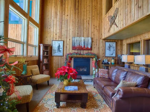 Targhee Lodge By Grand Targhee Resort