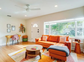 Mid-century Lakeland Home w/ Game Room!