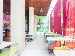 favehotel Kuta Square