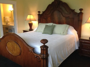 OM Sanctuary - A Holistic Retreat