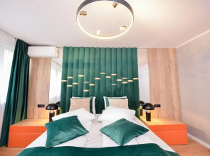 Stardust Apartment - Cismigiu Gardens