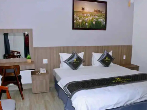 Royal Palms Hotel
