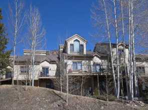 Vail Point #7 4 Bedroom Townhouse by RedAwning