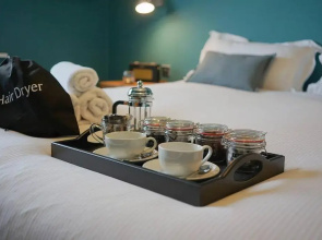 The Alma Taverns Boutique Suites - Room 5 - Hopewell