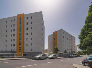 Alameda Formosa I by An Island Apart