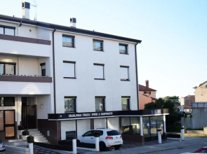 BAGI Apartments & Rooms