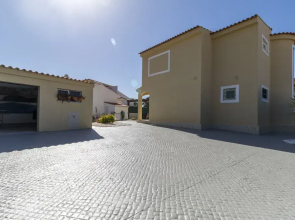 Villas2Go2 Canelas