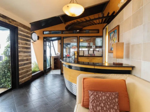 Tagaytay Econo Hotel