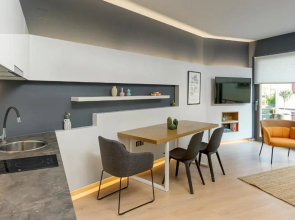Ioannina In - central & modern apt 36m2 lake view