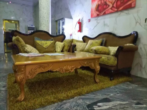 Ice Grand Hotel & Suites