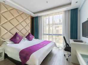 Rong Le Business Hotel