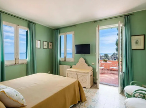 Casetta Amelia Apts by Wonderful Italy