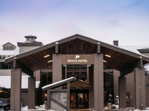 Park City Peaks Hotel