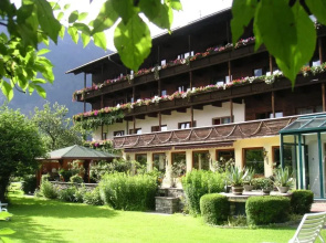 Hotel-Pension Strolz