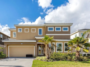 Lake Breeze 6 Bedrooms