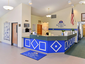 Americas Best Value Inn & Suites Spring Valley