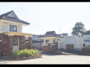 Fully Furnished 1BR Condo Unit
