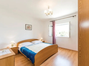 Nice Home in Kustici With Wifi and 3 Bedrooms