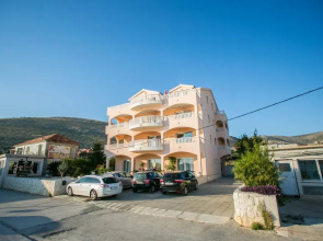 Sea you soon by the beach 2bedroom suite