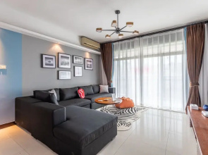 Locals Boutique Apartment Huafa Plaza 34