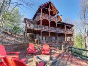 Ellijay Hideaway w/ Hot Tub, Views & Game Room!