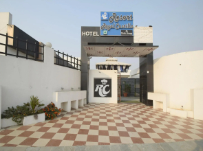 OYO 23196 Hotel Yash Meridion