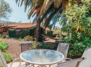 Casa Palmera