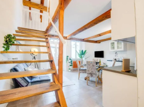 [Bellinzona] Rustico Loft a 5 Stelle con Netflix