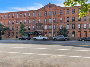 Stylish Chic Retreat At Lafayette Lofts 1 Bedroom Apts by RedAwning