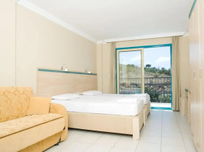 Отель Siesta Beach & Apart