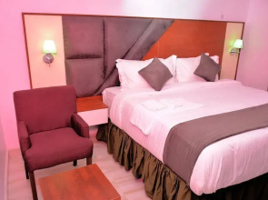 Vacation Villa Hotel and Suites