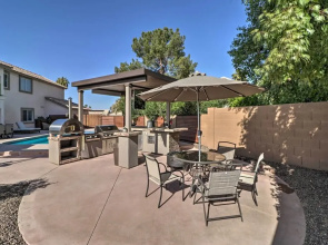 Lavish Family Escape w/ Game Room in Avondale!