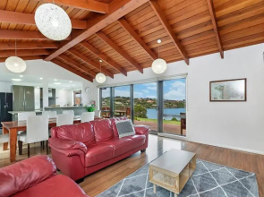 Hopkins View Holiday Home