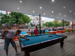 Kleopatra Ada Beach Hotel