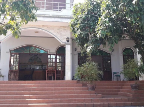 Gio Bien Guest House