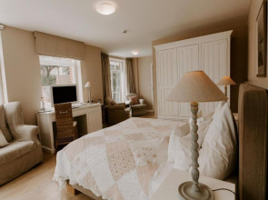 Heikendorf Corner Junior Suite Sea Side