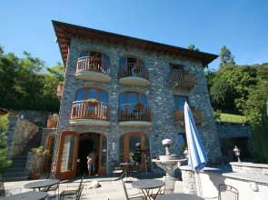 Apartment With a Splendid View Over Lake Come