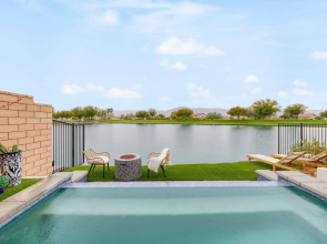Sunburst by Avantstay Lakefront + Mountain Views
