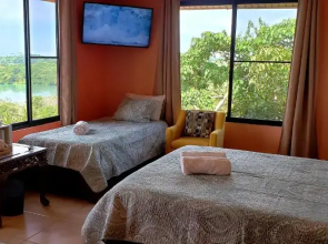 Boca Chica Bay Eco Lodge