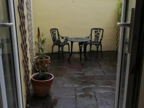 6 beili priory