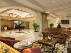 Ramada Plaza by Wyndham Palm Grove