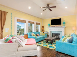 Coastal Chic Cabin 3 Bedroom Home by Redawning