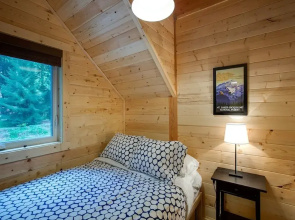 74SL - Pets OK - WIFI - BBQ - Sleeps 8