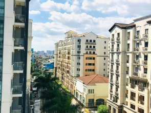 Apartments across NAIA Terminal 3