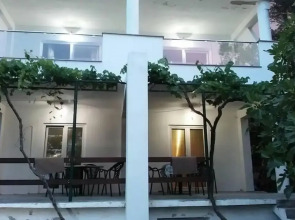 Apartmani M&E