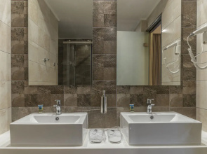 Agrelli Hotel