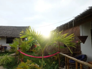 White Moon Bungalows