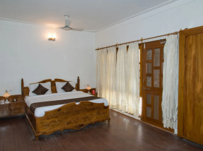 OYO 10412 Home Exotic 4BHK Villa Govardhan Vilas