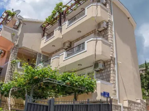 Guest House S-Lux