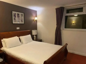 The Greyhound Hotel